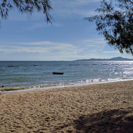 Guestpat Casabella Hotell Pattaya Eksteriør bilde