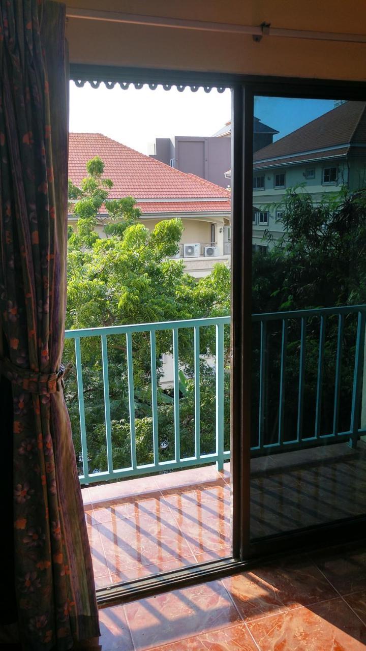 Guestpat Casabella Hotell Pattaya Eksteriør bilde
